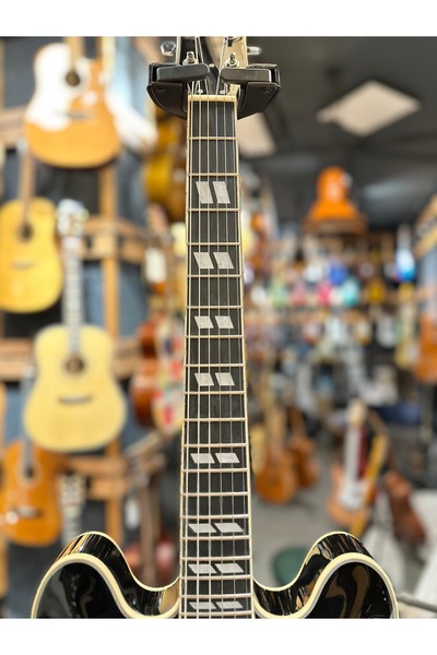 LEA Jazz Kasa Gitar Siyah renk