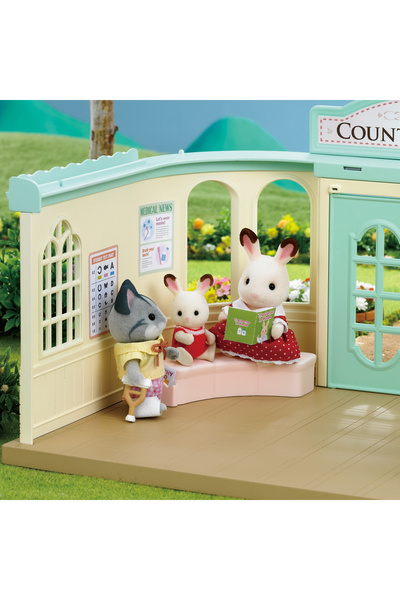 Epoch Sylvanian Families Cabinet Medical