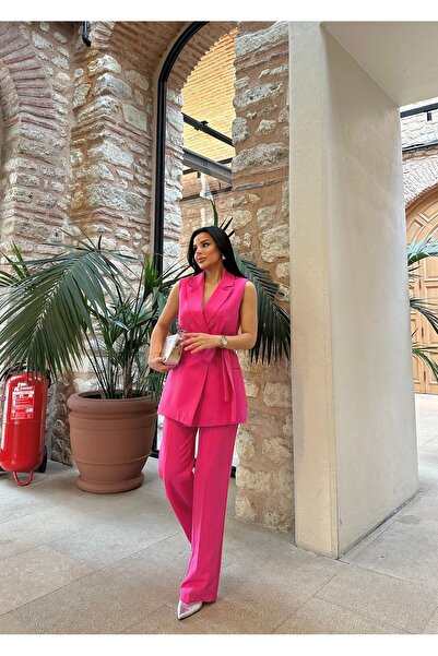 Ekim Store Buttoned Vest and Tie-Up Double Blazer Suit