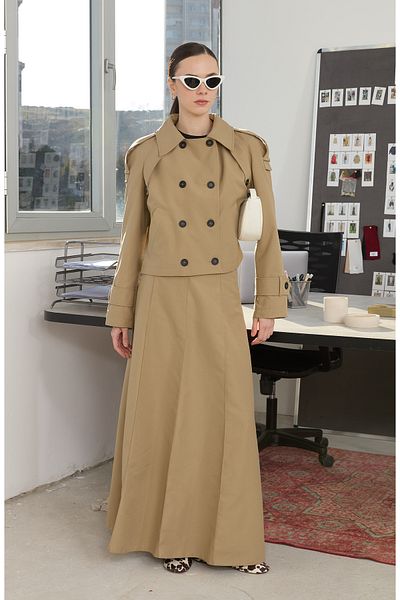 Fatma Atasoy Oversize Milky Brown Short Trench Coat