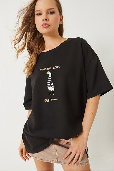 Bianco Lucci Women's Embroidered Oversize Knitted T-Shirt 3037 60283078