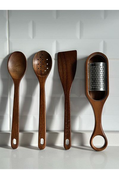 Zülba Home Set of 4 Acacia Spoons and Steel Grater