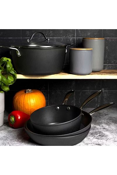 Ambition Pot with lid 24cm, 3.8L, Qualum Basic coating, Curly