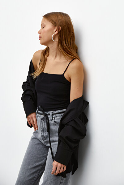 urban focus Rope Suspended Athlete