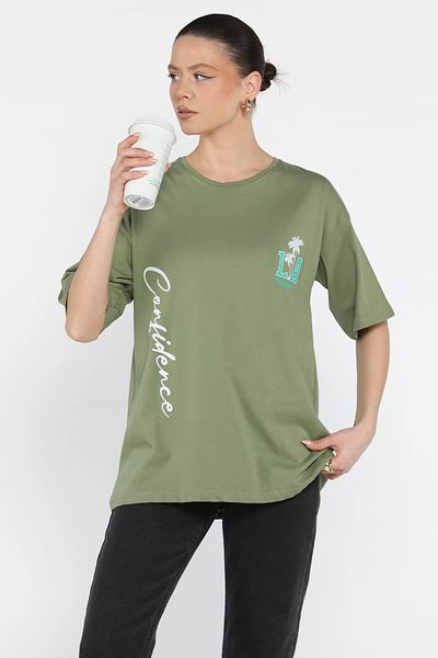 GÜLSELİ Tricou de damă cu decolteu cu imprimeu kaki