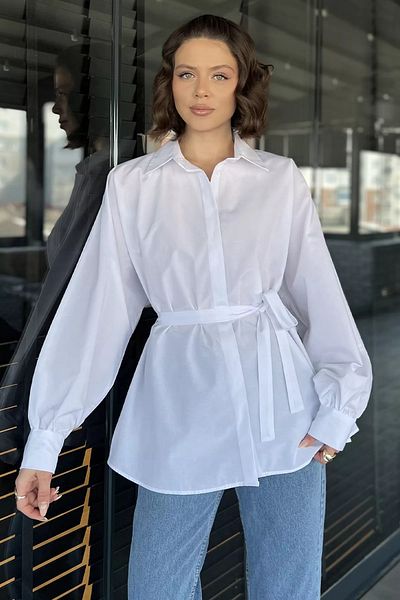GÜLSELİ Λευκό γυναικείο πουκάμισο με λεπτομέρεια με ζώνη μέσης