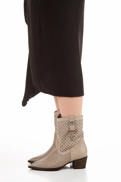 inyola 8013 KADIN HAKİKİ DERİ YANDAN TOKALI  YAZLIK BOT TAŞ RENGİ