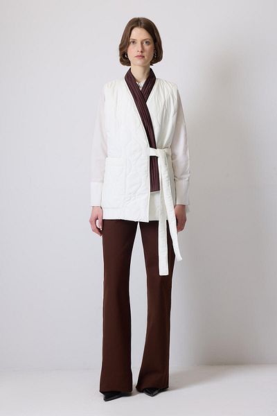 Touché Privé Yandan Tie-Up Quilted Vest