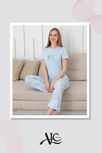 Alcteks Yumuşacık Dokunuş: %100 Pamuk Kadın Pijama – Desenli, Bebek Mavisi, Yazlık Model