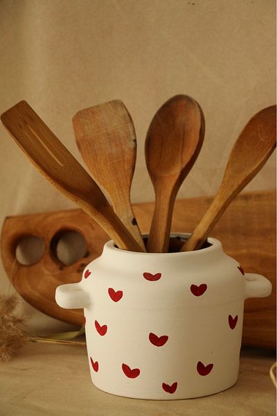 Hoyatap Mini Heart Patterned Mini-Spoon Holder with Decorative Handle Detail