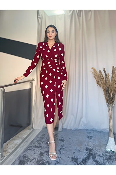 Starmount Butik Puantiye Motifli Düğme Detaylı Elbise, Vatkalı, Pileli, Yırtm...