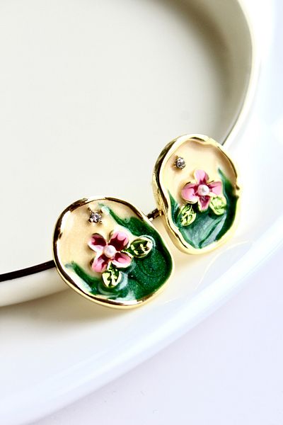 Leo'Stone Vintage Pink Flower Motif 3D Painting Design Women's Steel Earrings
