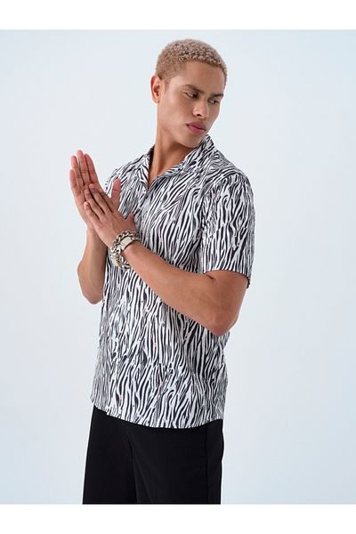 Loft Comfortable Cut Men's Shirt - Sleeves