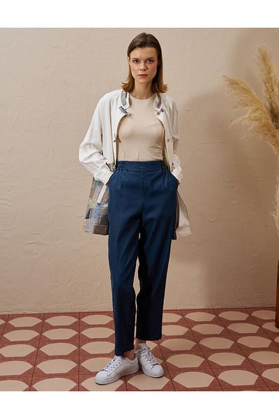 KYR Elastic Waist Carrot Cut Lyocell Trousers Navy Blue