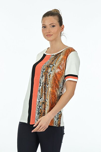 Two Mail Twomail Minimalist Snake Print Women's T-Shirt - Short Sleeve