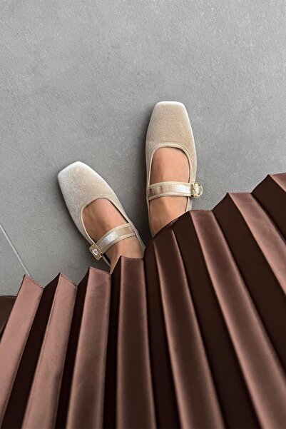 STRASWANS Carlisa Women's Velvet Ballerinas - Beige with Belt Detail