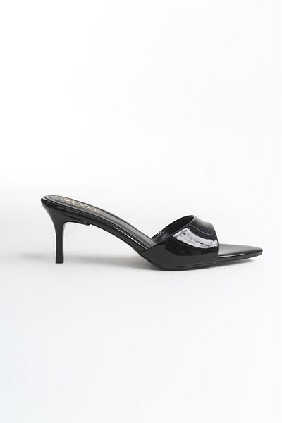 LDR Women's Black Patent Leather Thin Heeled Pointed Toe Slippers