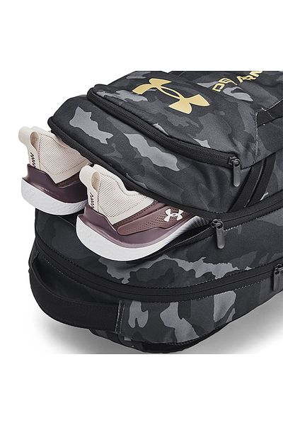Under Armour Hustle 6.0 Black Backpack
