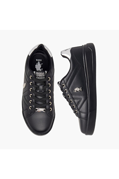 U.S. Polo Assn. حذاء رياضي نسائي من يو إس بولو أسن بتفاصيل شعار مع رباط للإغلاق