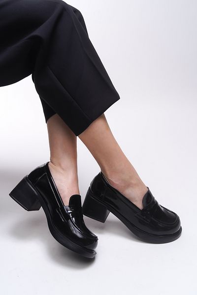 Riccon Yllthyl Women's Loafer 0012500   Black Patent Leather