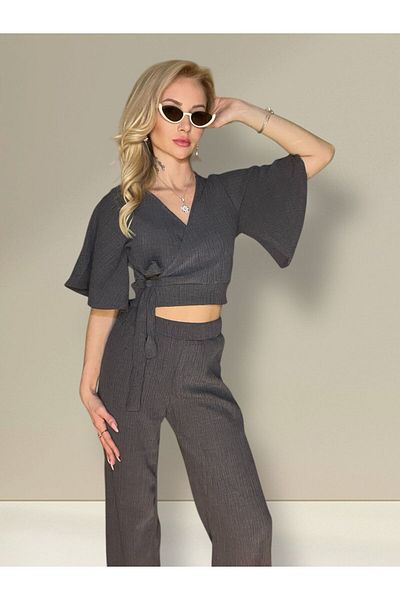 Oyga Women's Flared Sleeve Top Crop Pants Two-Piece Bottom Top Set