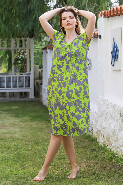 Chiccy Πράσινο φόρεμα με λαιμόκοψη V με χαμηλό μανίκι Casuall Vis kin