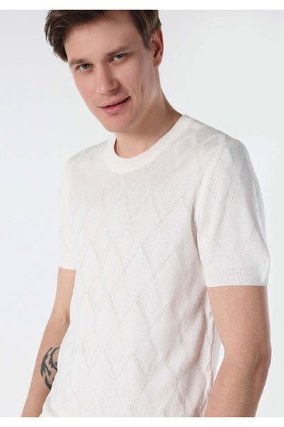 Colin's White Crew Neck Regular Fit Men's Sweater