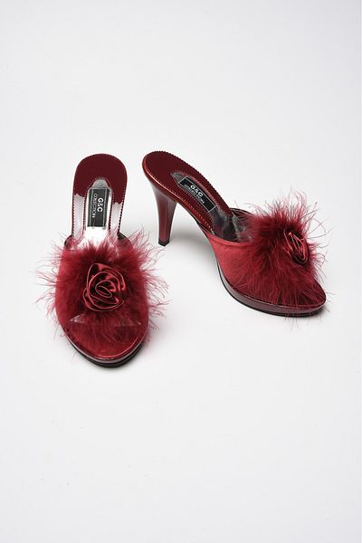 GC Gift & Dowry Luxury Furry Slippers