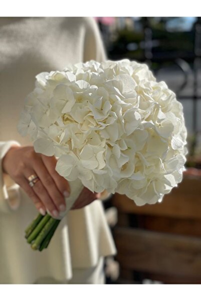 EverAfterDesignCo Ortanca gelin buketi