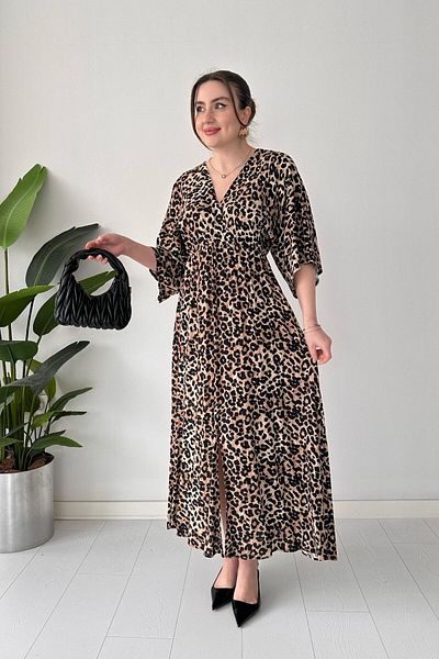 MaziButik Rochie neagră cu imprimeu leopard de liliac