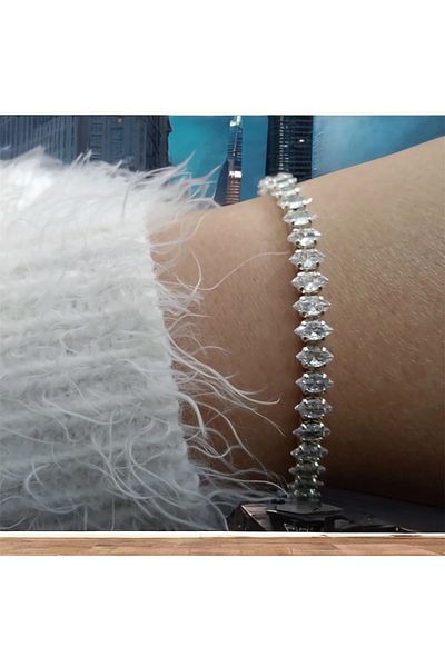 Perle Norie Elegant Triangle Stone Detailed Silver Color Steel Bracelet