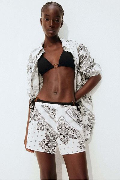 H&M Crinkled beach shorts