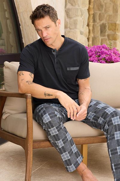 Pijamaevi Dunkelgrau kariert Patentierte Tasche Detaillierte Kurzarm-Pyjama-Set für Männer