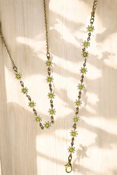 MakeWell Summer Daisy Design Necklace and Bracelet Set