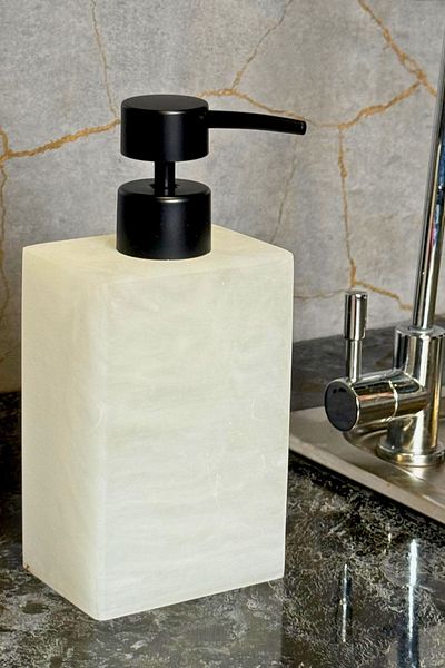 nazeninstoğu Polyresin Liquid Soap Dispenser - Stylish and Durable Design 350 ml 12 X 5.5 cm
