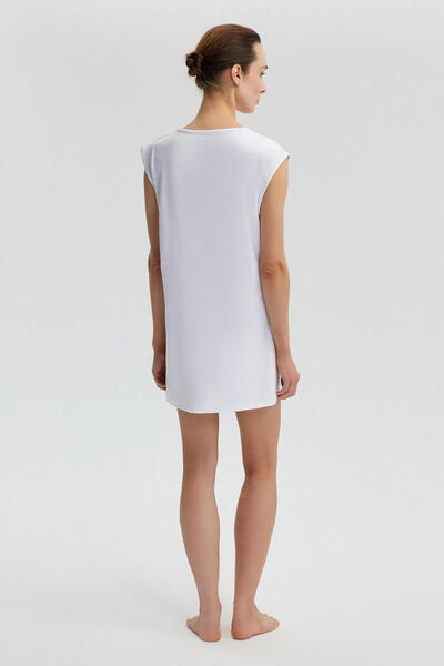 Touché Privé SLEEVLESS BASIC TUNIC