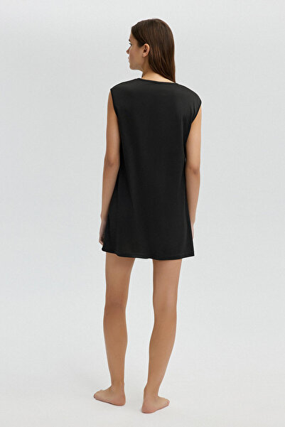 Touché Privé SLEEVLESS BASIC TUNIC
