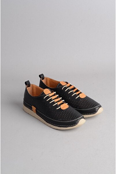 SEÇ KUNDURA SEÇ 25061 حذاء جلدي مريح للنساء باللون الأسود