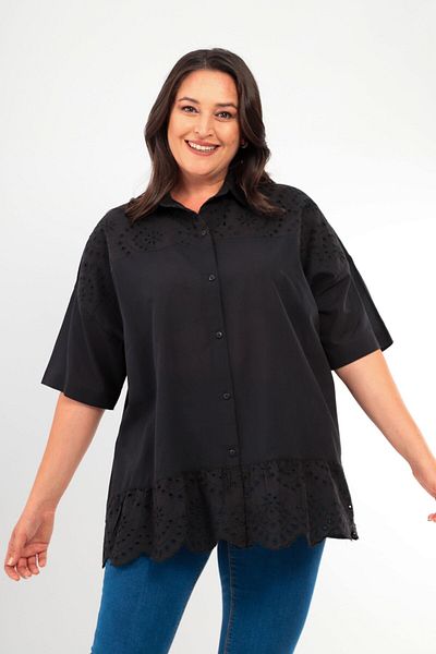Metpoint Trend42Plus Plus Size Black Shirt with Embroidered Robe and Skirt