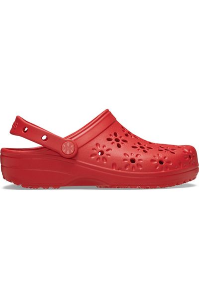 Crocs شبشب نسائي كلاسيكي بقص الأزهار باللون الأحمر