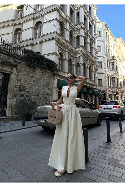 Vandella Bey - Stand up Round Neck and Zip-Up Chiffon Sleeve Long Dress with Sitting Pockets and Bell Skirt