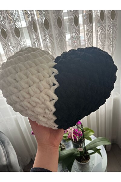 Alize Puffy Taraftar Kalp Yastık – Takım Renklerinde Dekoratif Yastık /  BJK ...