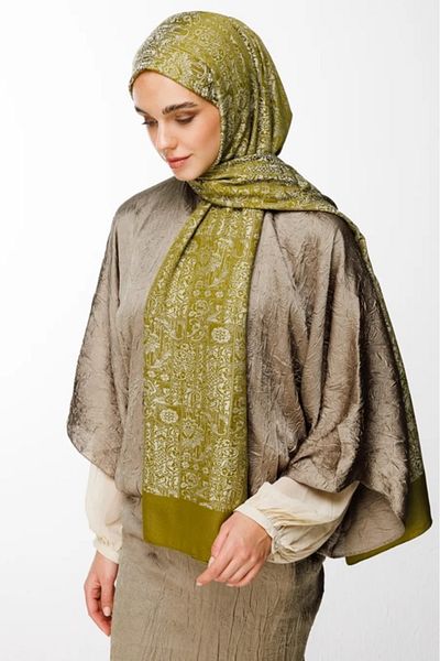 Mooncorn Henna Pattern Double Sided Shawl