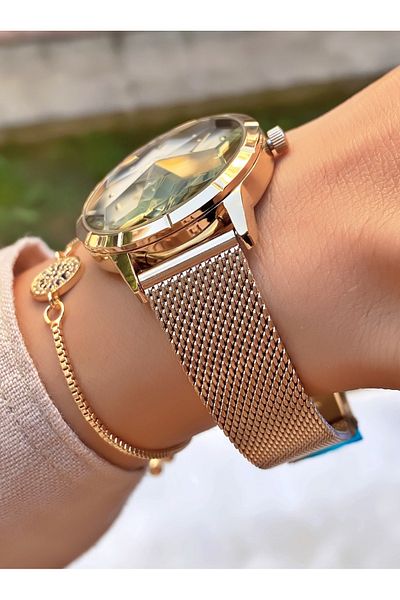 Homies Brand Gold Color Waterproof Women's Wristwatch - With Bracelet Gift