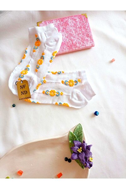 ENEFENDİ 3 чифта дамски безшевни памучни къси чорапи с шарки 36-40 червени, бели и лилави