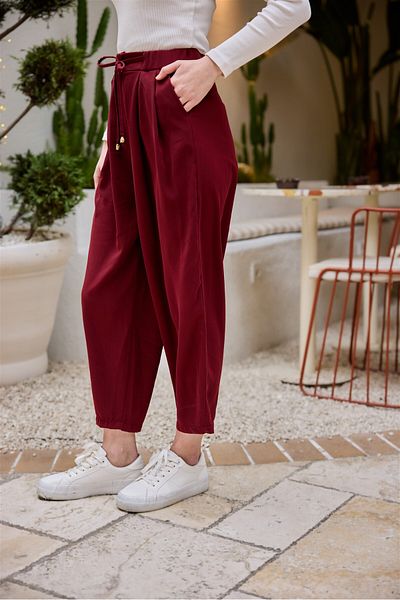 LOCCO Women's Elastic Waist Carrot Pants Claret Red