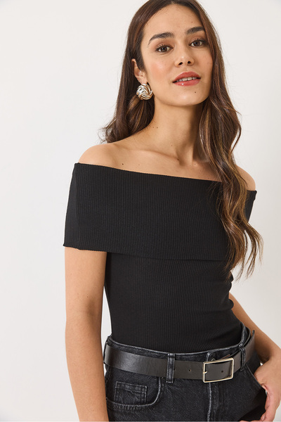 Bianco Lucci Damen-Bluse mit Madonna-Kragen und geripptem Basic 60284012