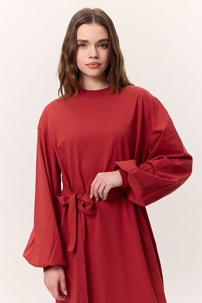 Manuka Rotes langes bequemes langes Kleid mit Ballonärmeln