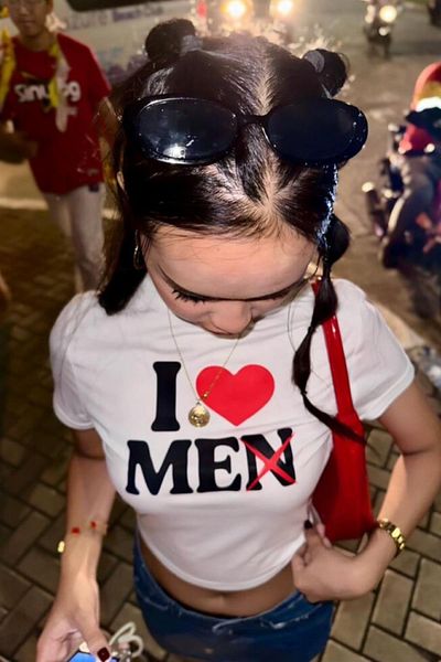 Carpe I Love Me-N Crop