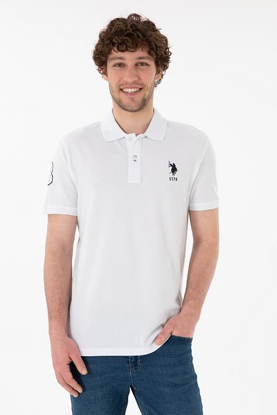 U.S. Polo Assn. تي شيرت رجالي ذو قصة ضيقة وياقة بولو باللون الأبيض الأساسي 50305929 -vr013